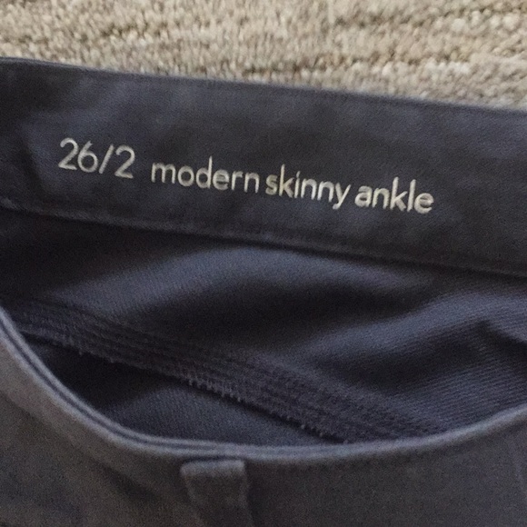 Gray skinny jeans. Low-mid rise - Picture 4 of 5